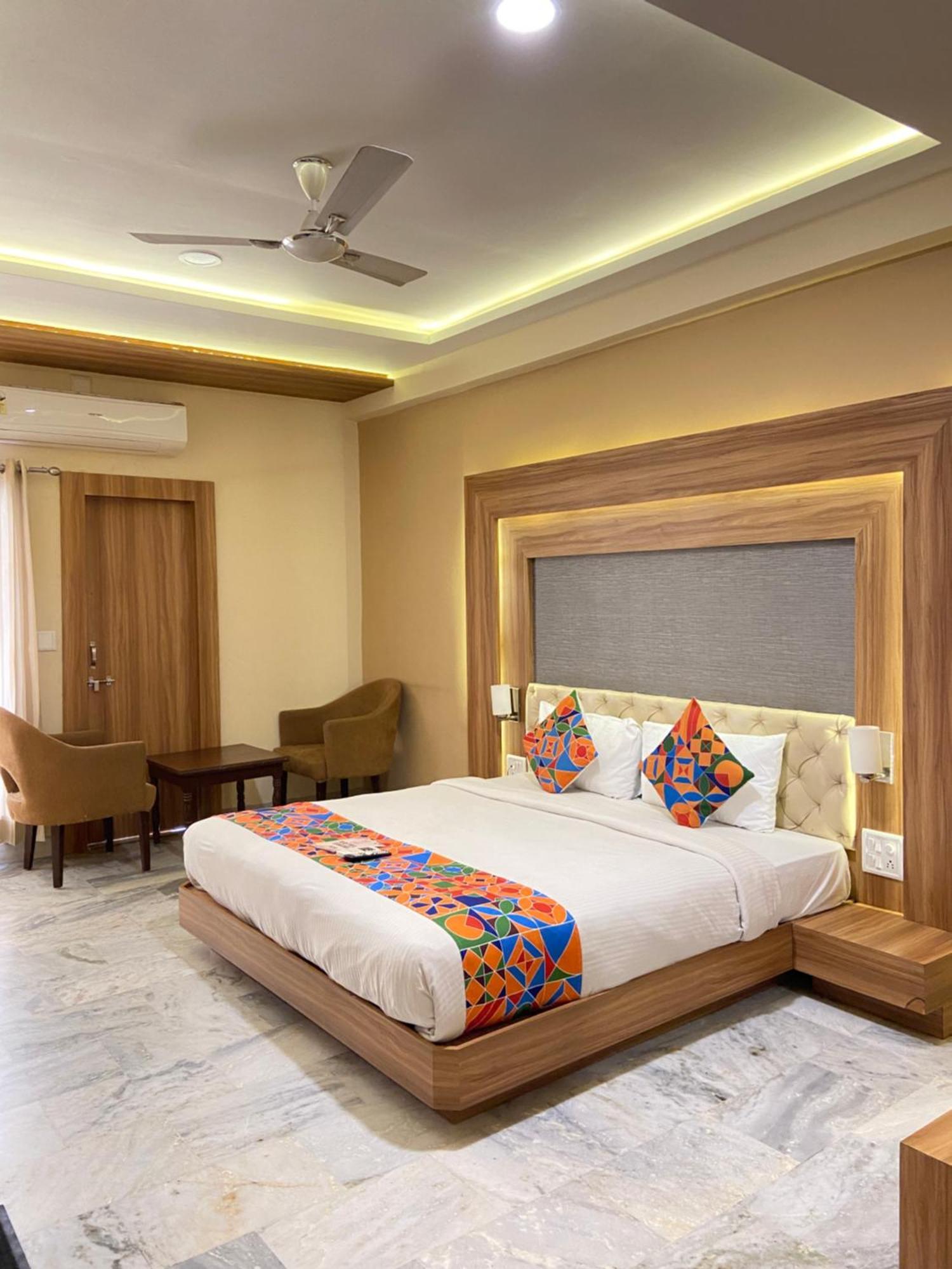Hotel Damanis Udaipur Exterior foto
